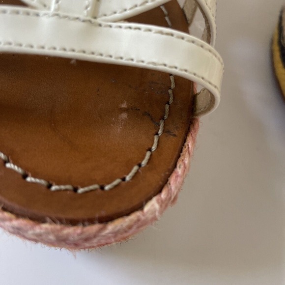 Paloma Barcelo Platform Shoe Wedge Strappy Hippie Sandal Patent Leather BOHO 7.5 - Picture 13 of 13